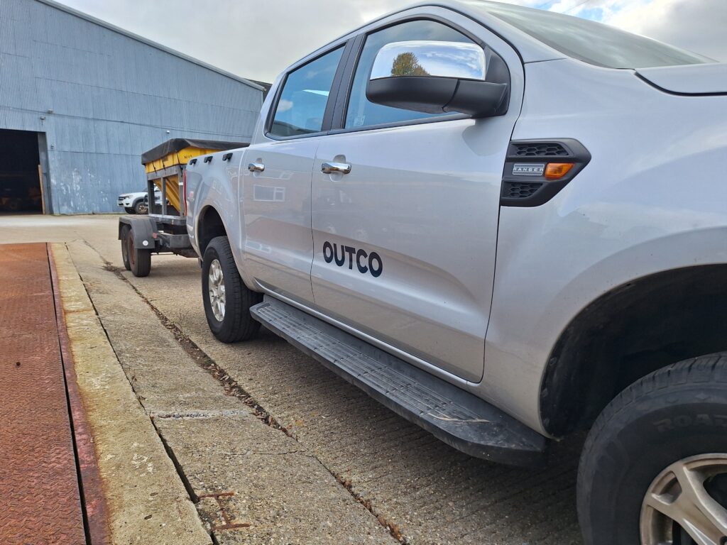OUTCO gritting truck