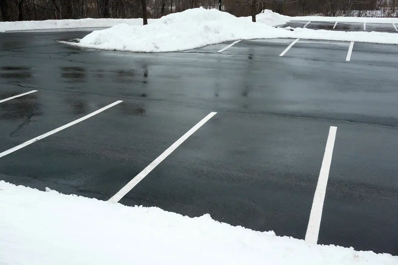 Car Park Winter Gritting and Snow Clearance
